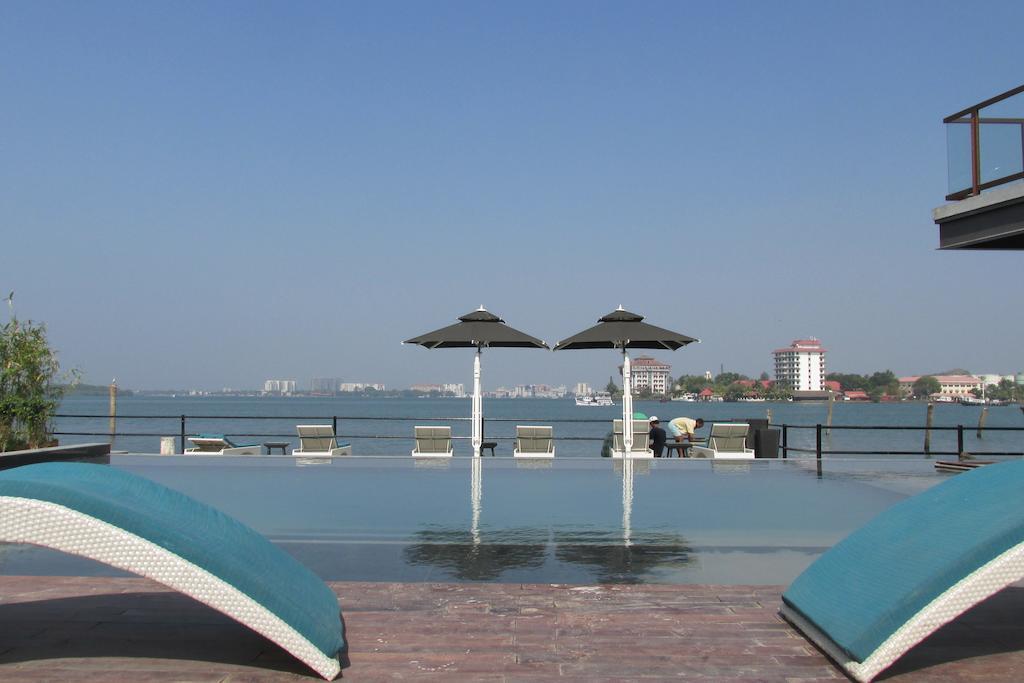 Xandari Harbour Hotel Kochi Exterior foto